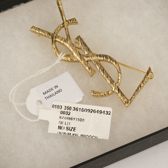 YSL Saint Laurent Opyum Textured Brooch, Gold-toned Brass - Picture 4 of 10